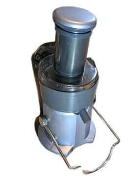 Breville Juice Fountain Cold Juicer JE 900 D1
